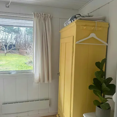 Дом отдыха Near Ajstrup With A Cozy Garden
